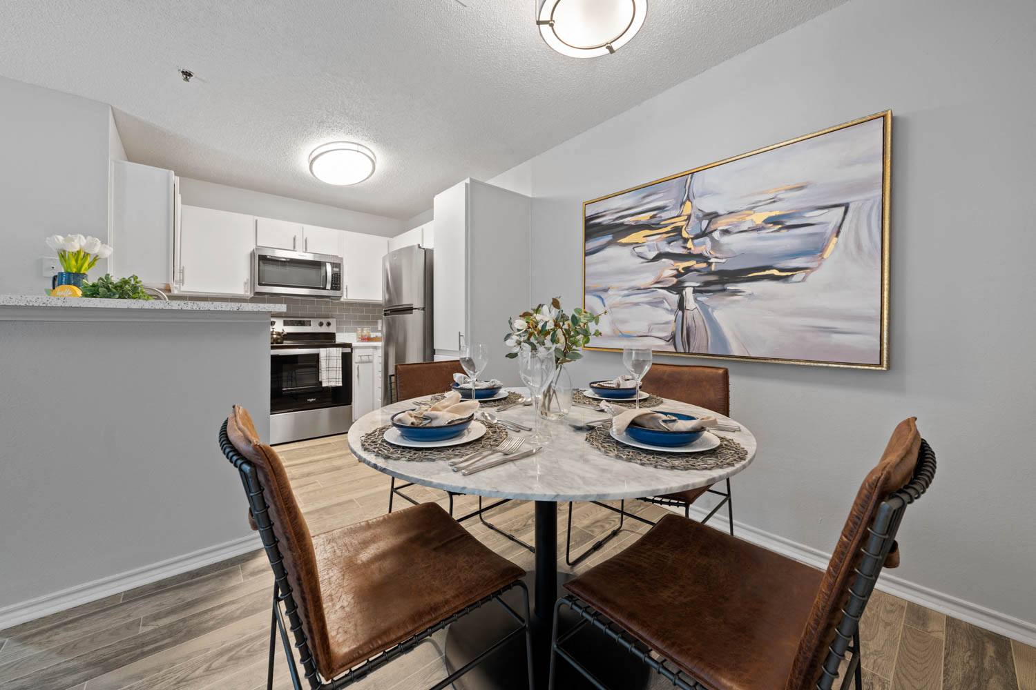 Somerset Apartments Image 3